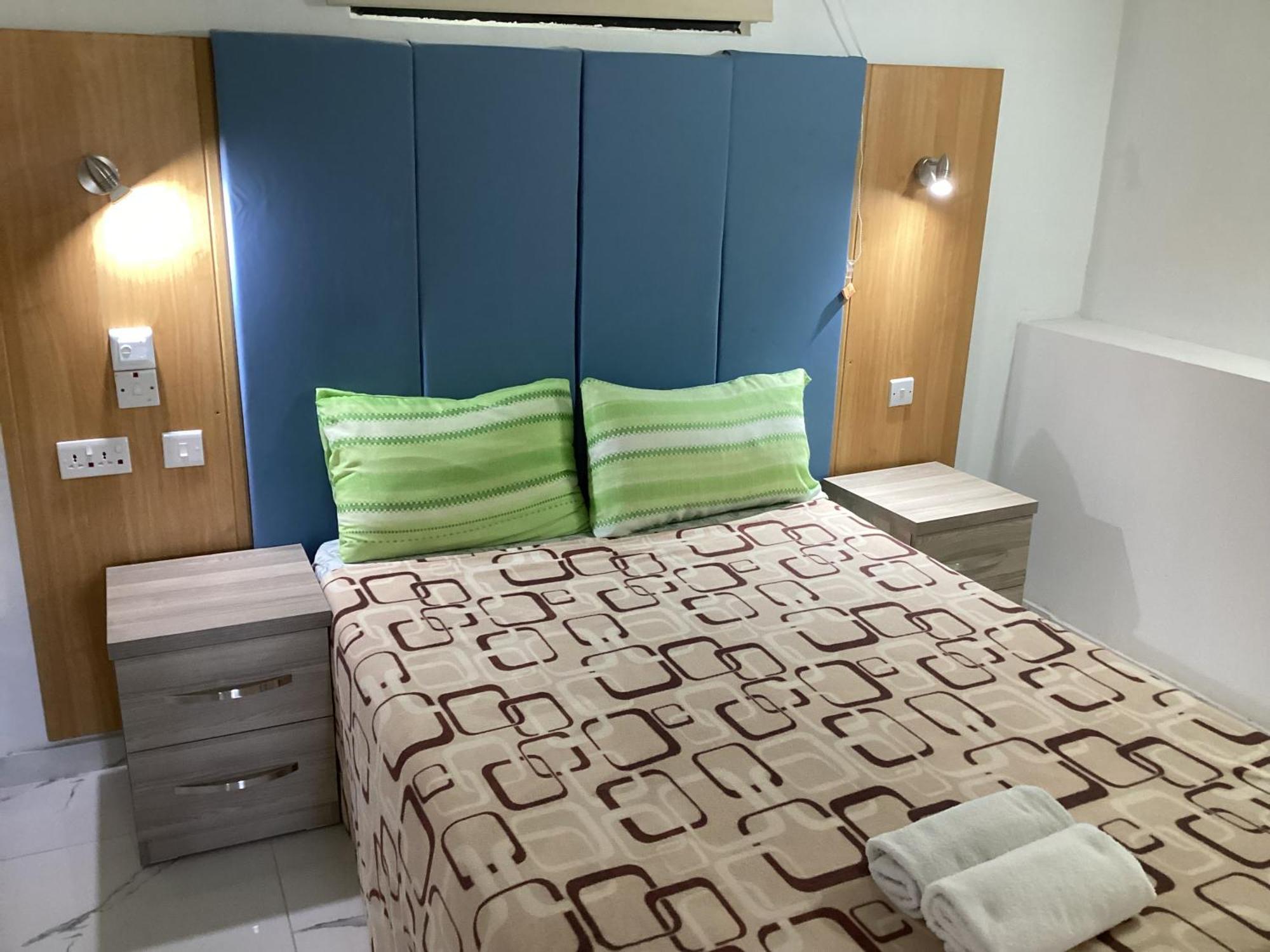 Whitestar Guesthouse Salina Buitenkant foto